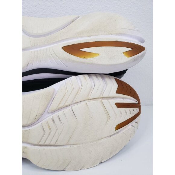 Saucony Men's Kinvara 12 Running Shoes in black/white - Size US 10 - Picture 10 of 10